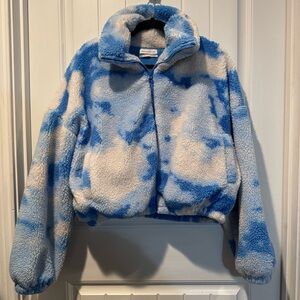 Urban Outfitters Blue and White Cropped Fleece Jacket Size Small